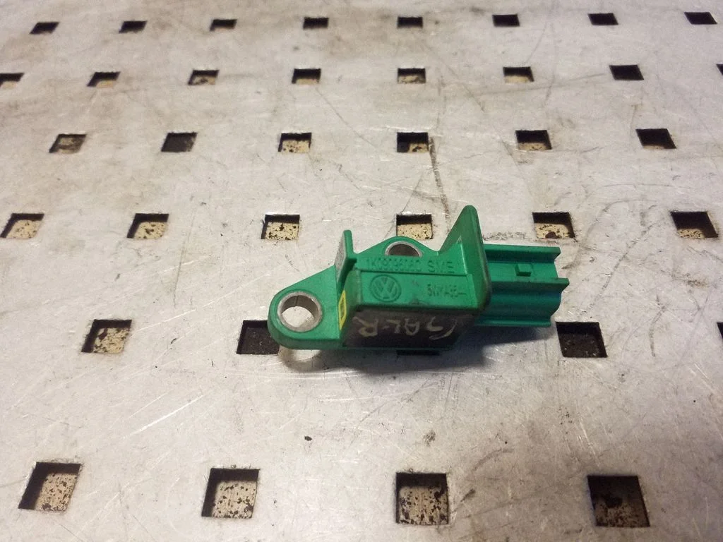 Airbag deployment crash/impact sensor 1K0909606C