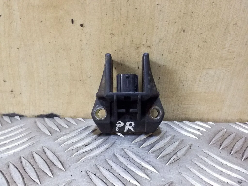 Drošības spilvenu trieciena sensors 8917345050