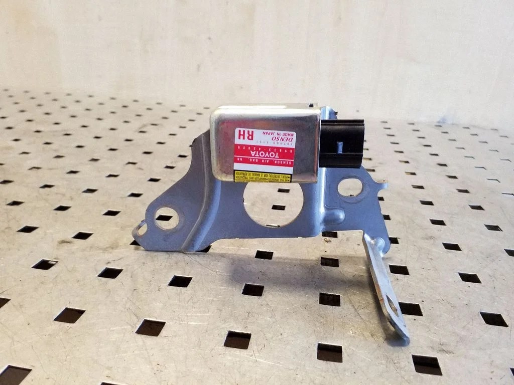 Airbag deployment crash/impact sensor 8983342020