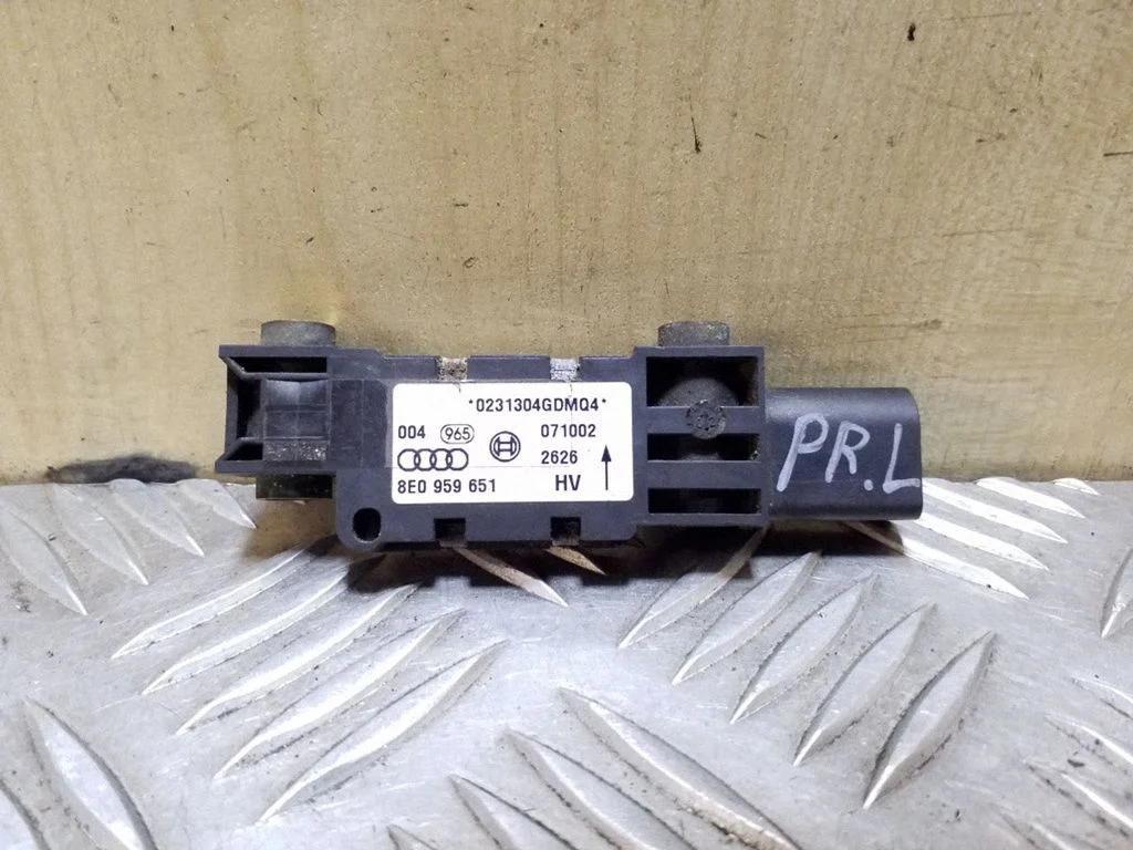 Airbag deployment crash/impact sensor 8E0959651