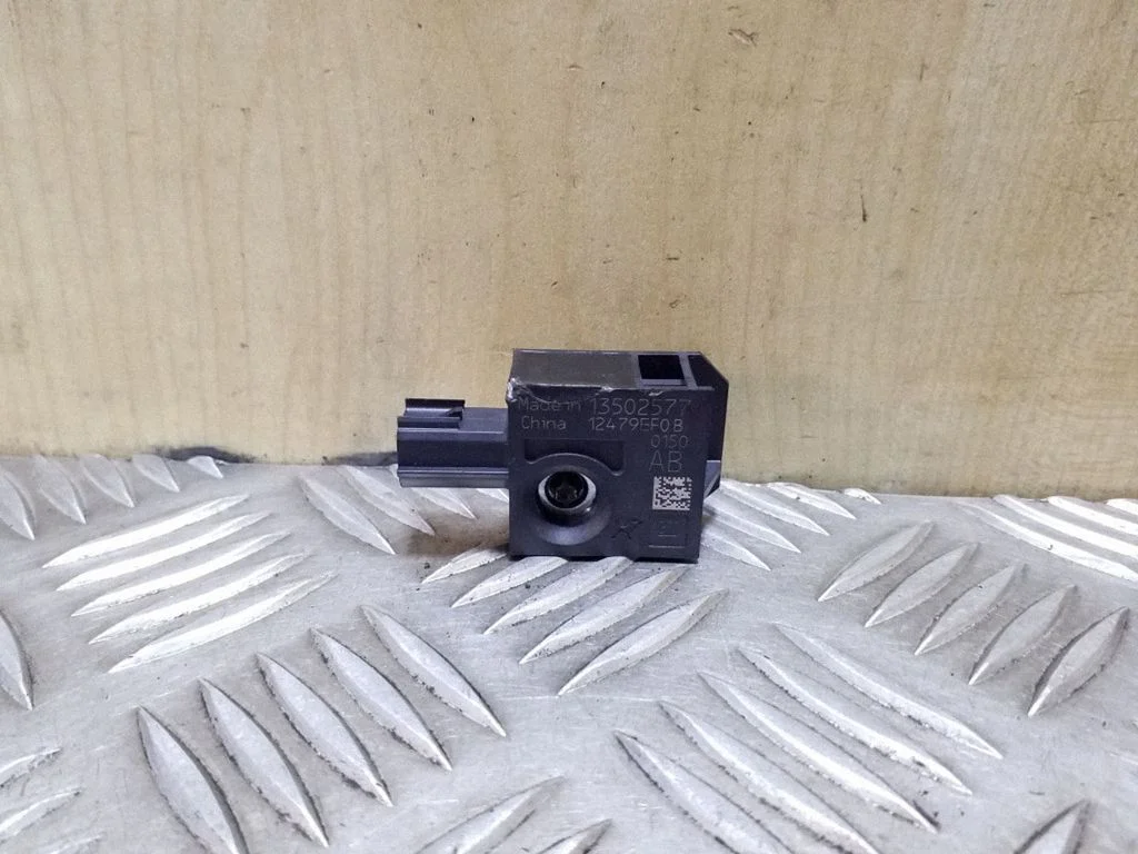 Drošības spilvenu trieciena sensors 13502577