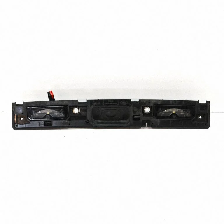 Trunk door license plate light bar CK52404042AA