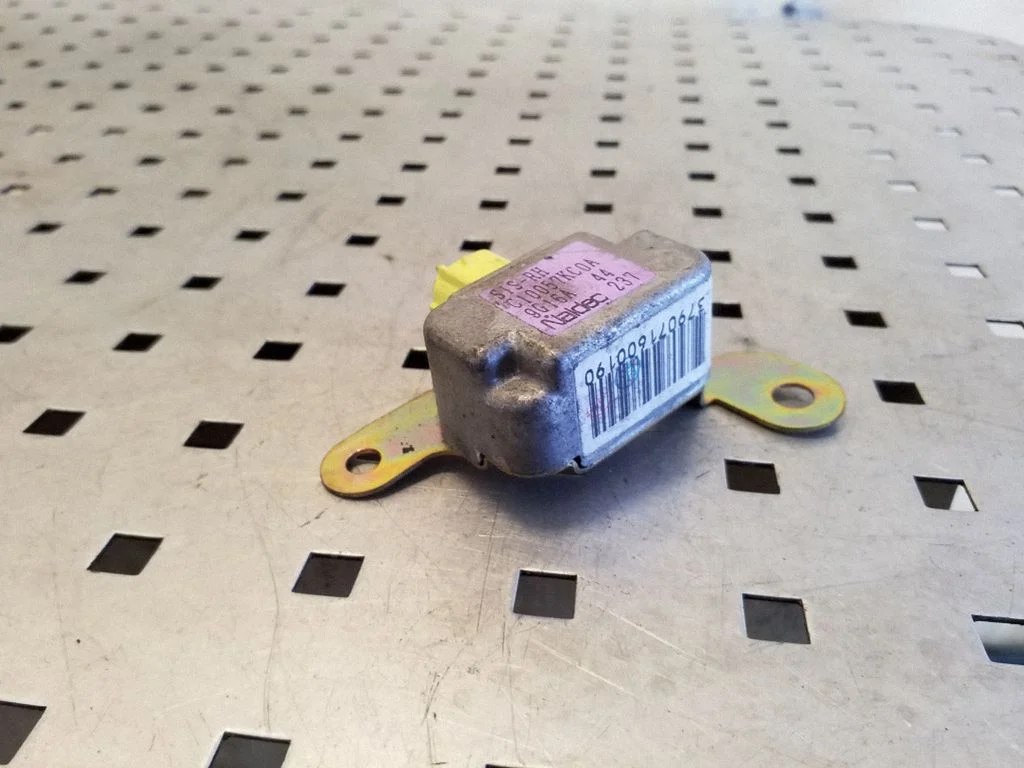 Drošības spilvenu trieciena sensors C10057KC0A