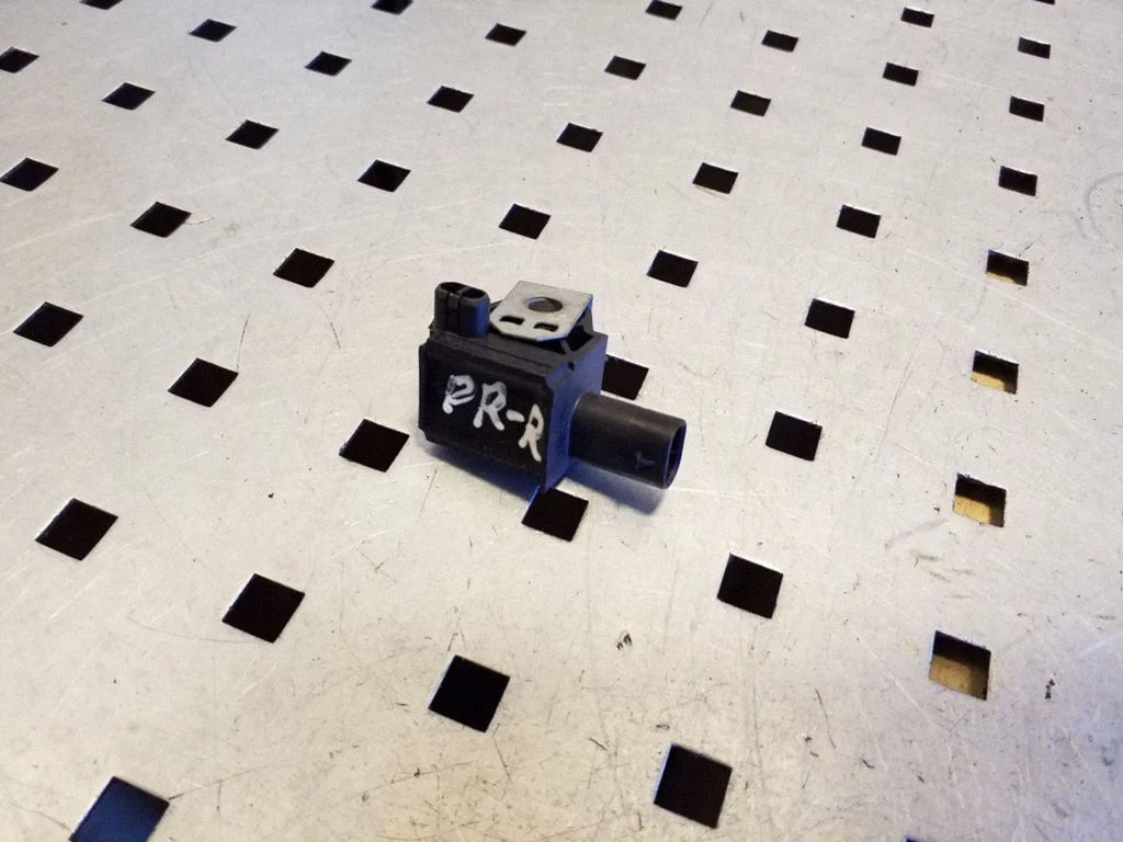 Airbag deployment crash/impact sensor 6577922417704