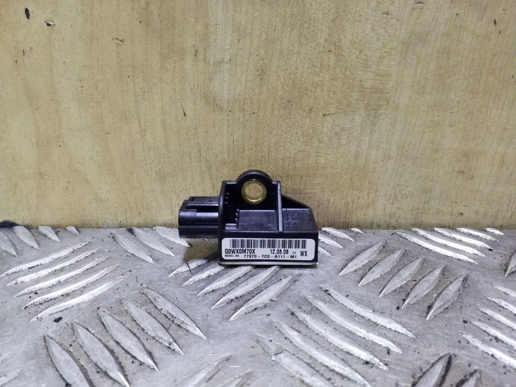 Airbag deployment crash/impact sensor – Honda Accord (2008-2016)