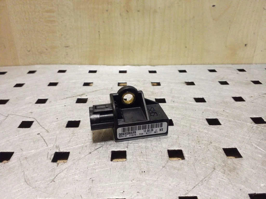 Airbag deployment crash/impact sensor – Honda Accord (2008-2016)