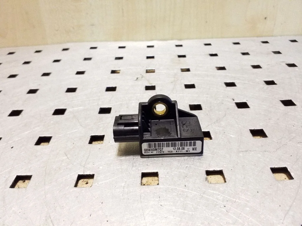 Airbag deployment crash/impact sensor – Honda Accord (2008-2016)