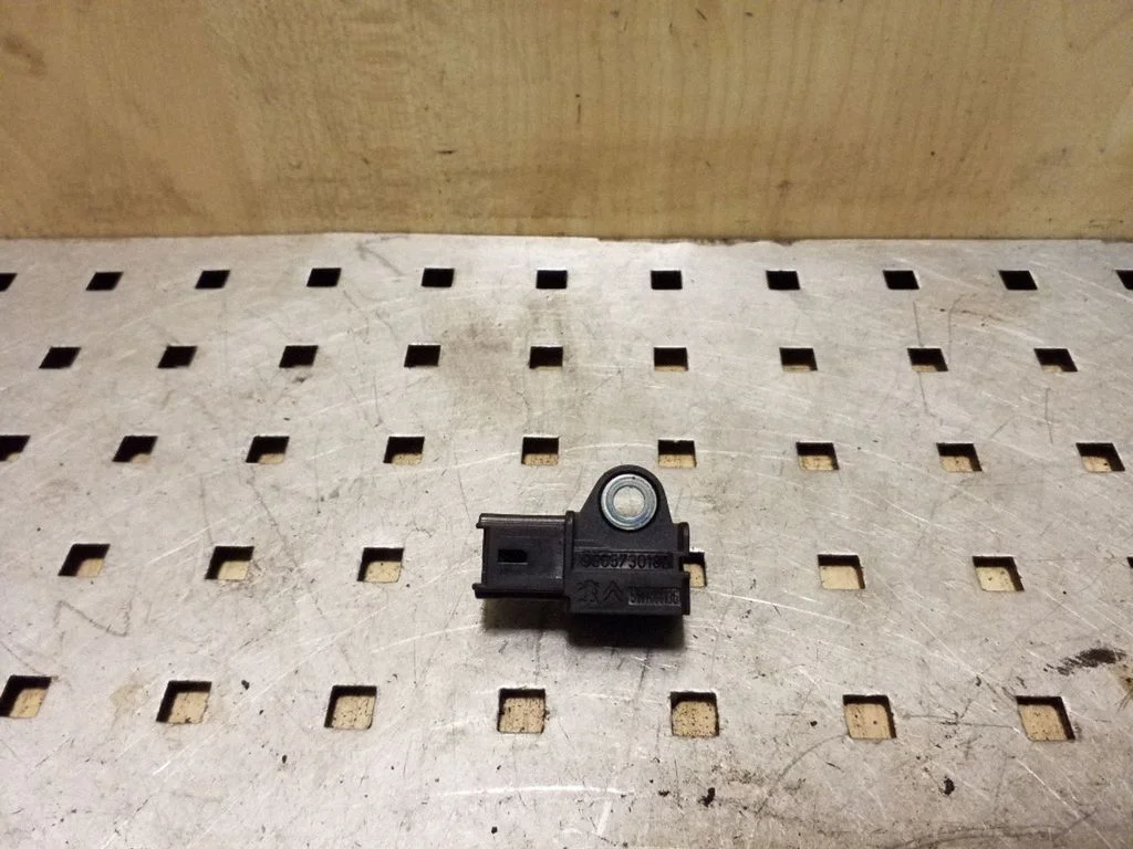 Drošības spilvenu trieciena sensors 9665730180