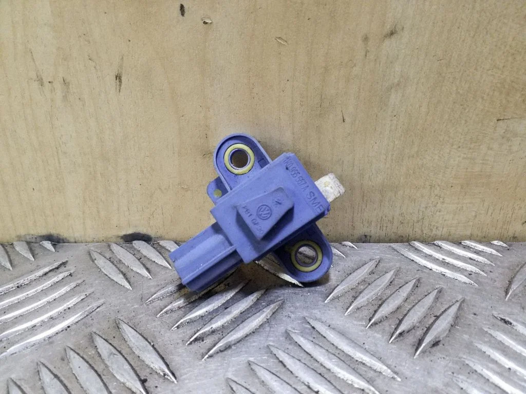 Airbag deployment crash/impact sensor 1K0955557A