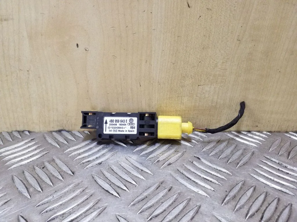 Airbag deployment crash/impact sensor 4B0959643E