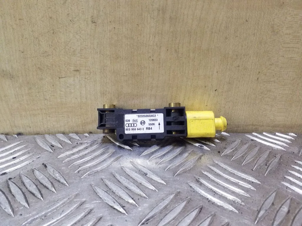 Airbag deployment crash/impact sensor 8E0959643E
