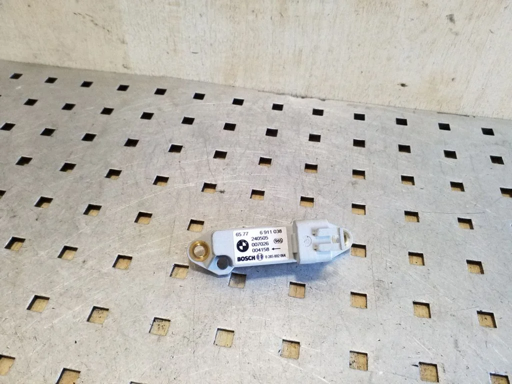 Airbag deployment crash/impact sensor 65776911038