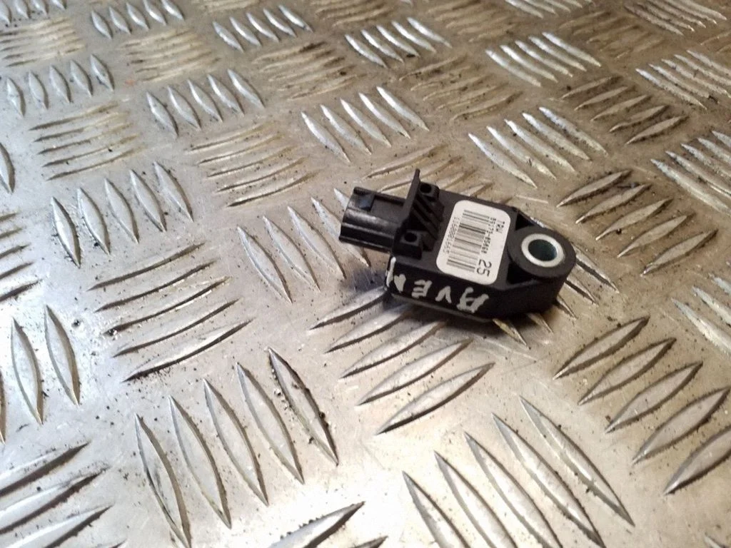 Drošības spilvenu trieciena sensors – Toyota Avensis T270 (2009-2012)