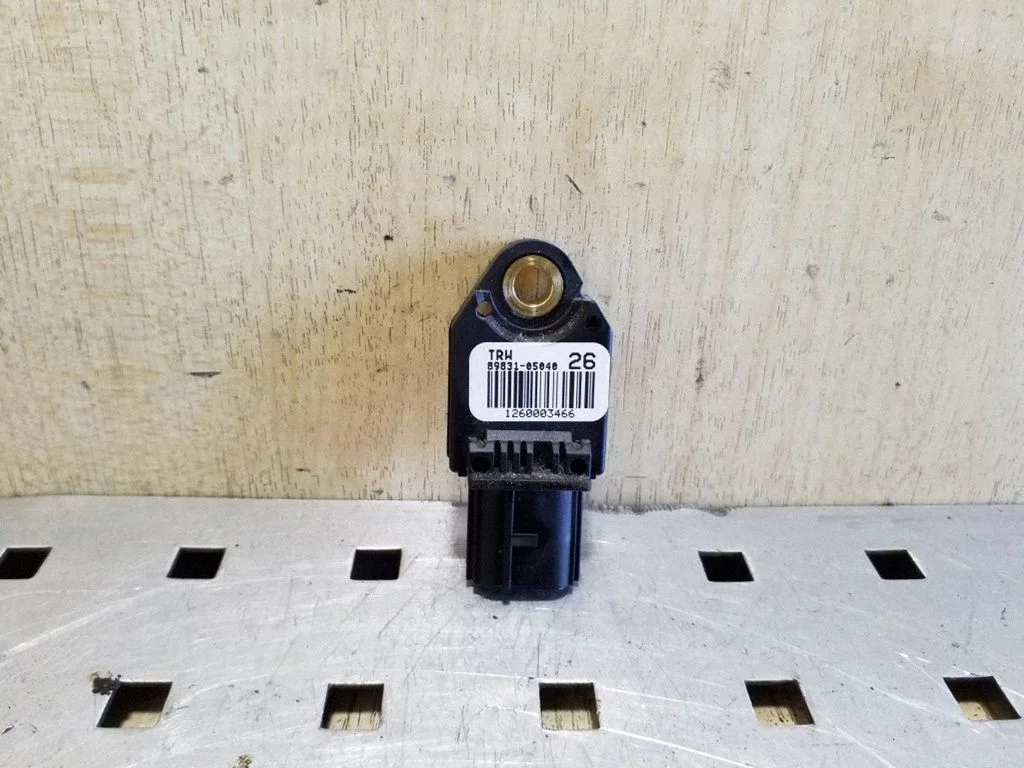 Airbag deployment crash/impact sensor 8983105040
