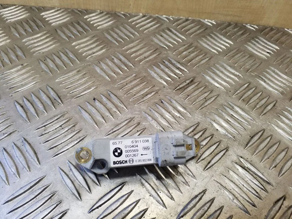 Drošības spilvenu trieciena sensors – BMW 3. sērija E46 (1998-2005)