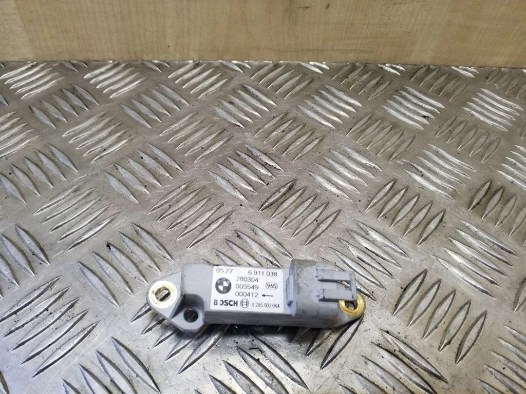 Drošības spilvenu trieciena sensors – BMW 3. sērija E46 (1998-2005)
