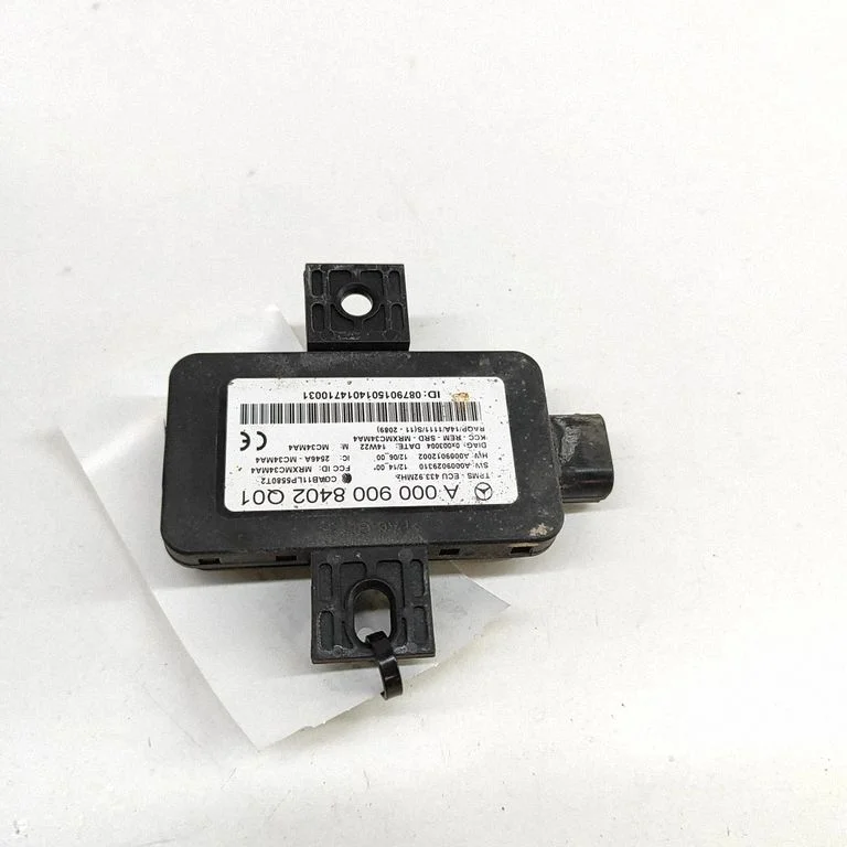 Riepu spiediena vadības bloks A0009029310