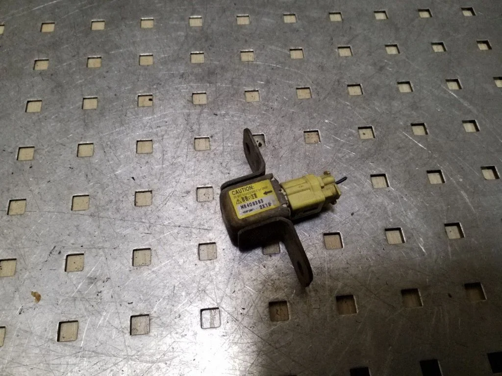 Airbag deployment crash/impact sensor MR409363