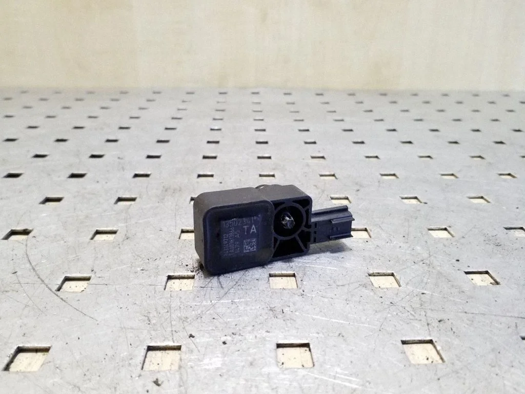 Airbag deployment crash/impact sensor 13502341