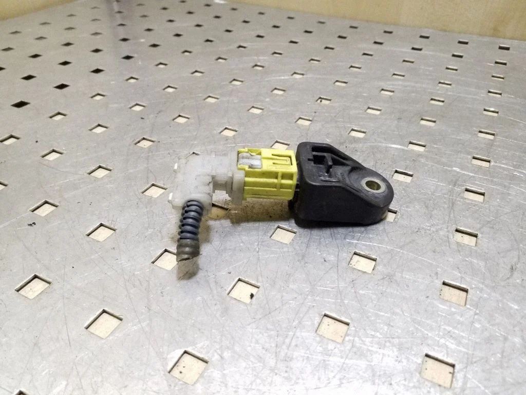 Airbag deployment crash/impact sensor 8917342080
