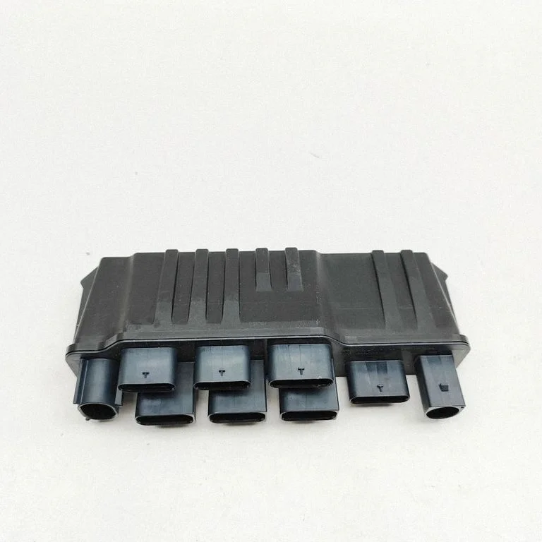 Voltage converter/converter module 7952994
