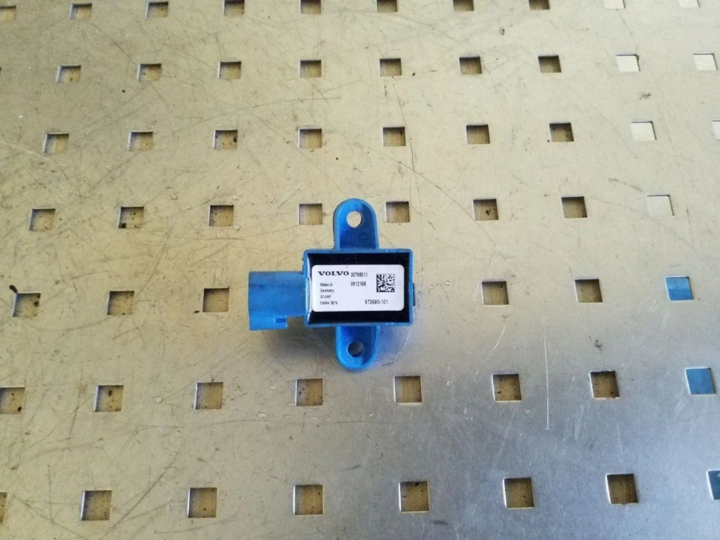 Drošības spilvenu trieciena sensors 30798511