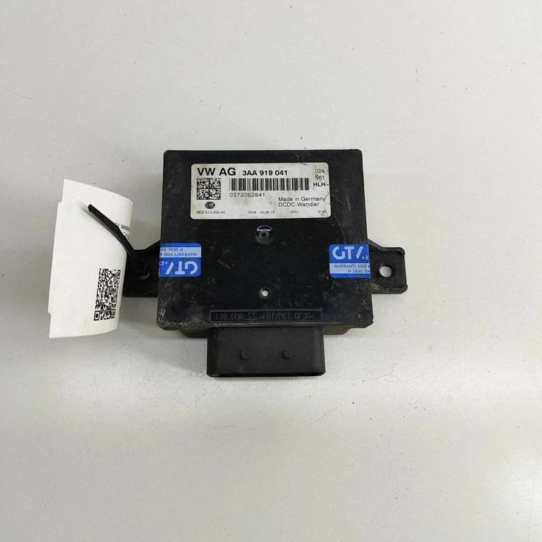 Sprieguma pārveidotājs/pārveidošanas modulis 8ES01045240