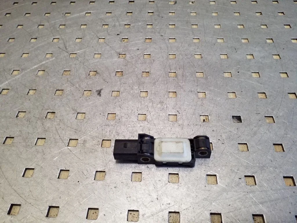 Airbag deployment crash/impact sensor 4B0959643E