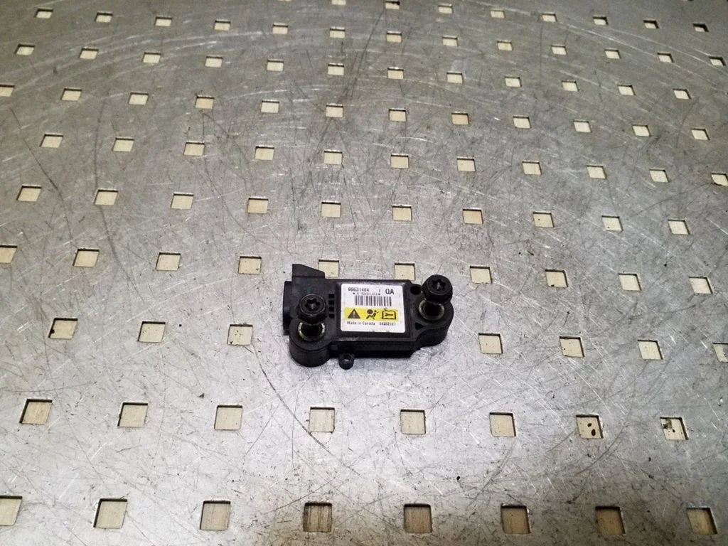 Drošības spilvenu trieciena sensors 96631484