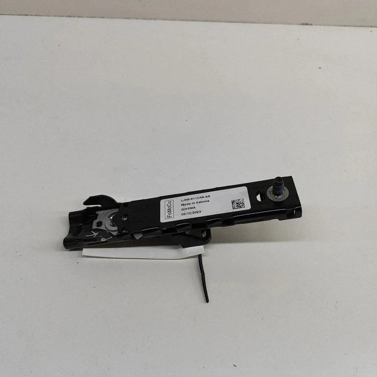 Silniczek regulacji pasa LJ6B611C46AA