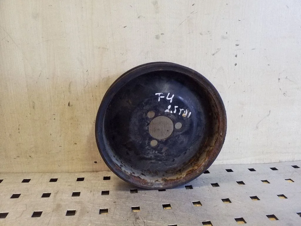 Power steering pump pulley 074121031