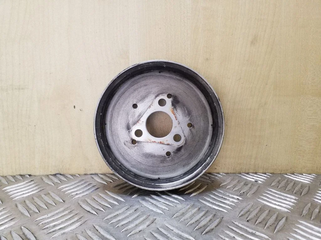 Stūres pastiprinātāja sūkņa skriemelis 059145255