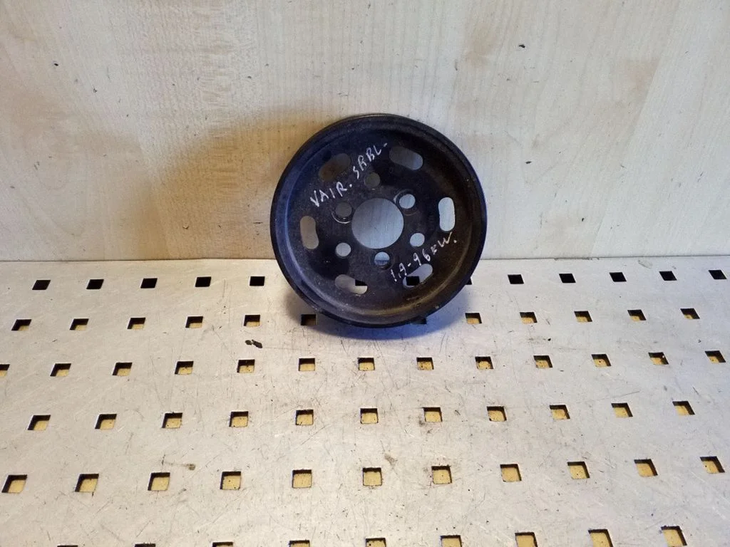 Power steering pump pulley – Audi A3 S3 8L (1996-2003)