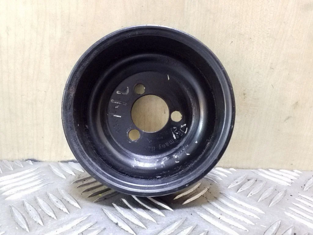 Power steering pump pulley 030145269A