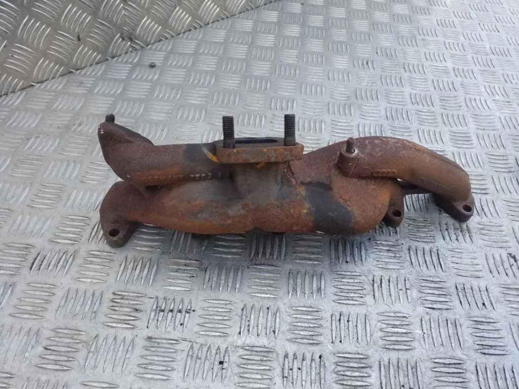 Exhaust manifold 074253033G