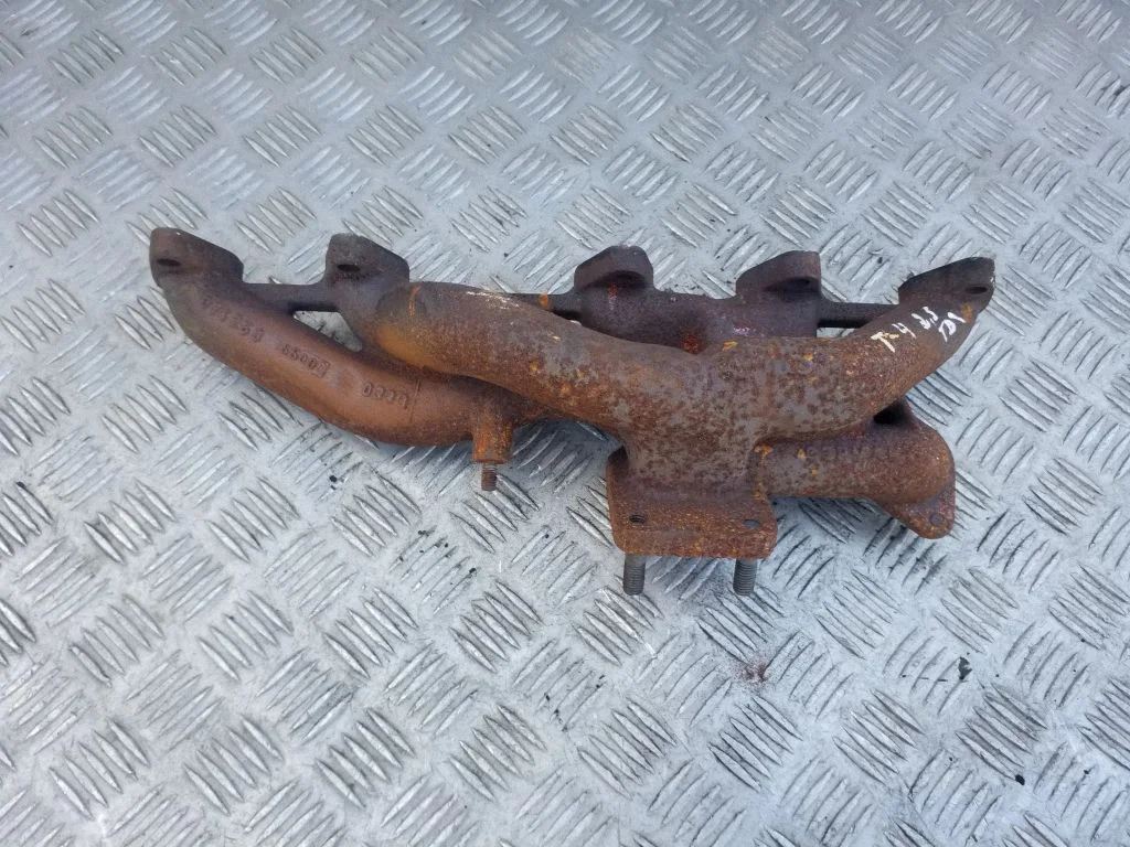 Exhaust manifold 07425303