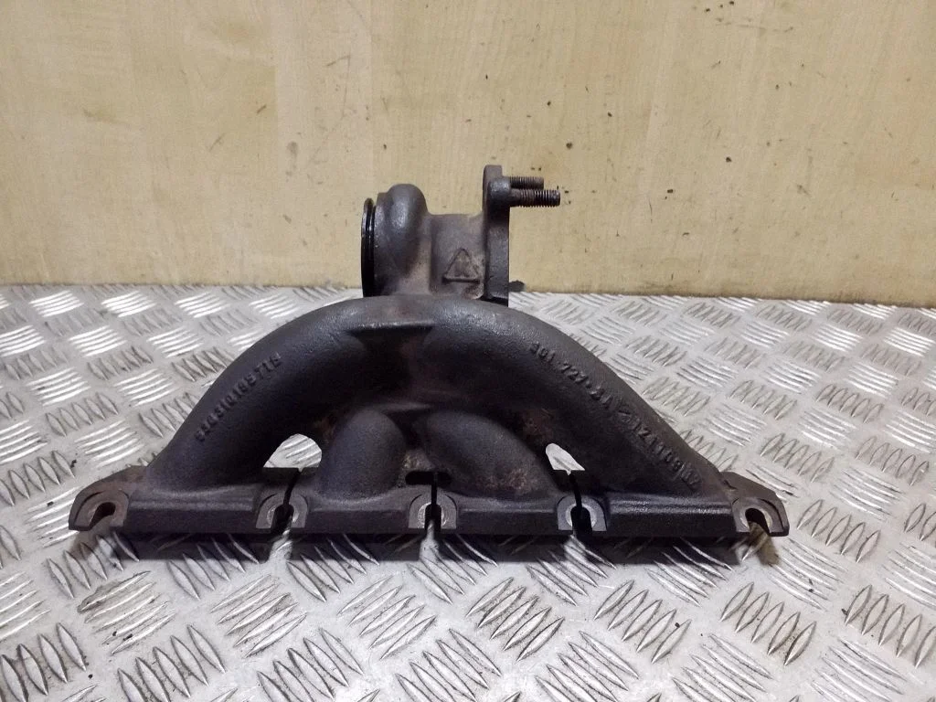Exhaust manifold 53031019571B
