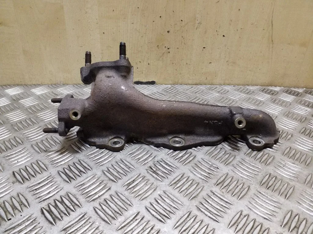 Exhaust manifold – Honda CR-V (2013-2016)