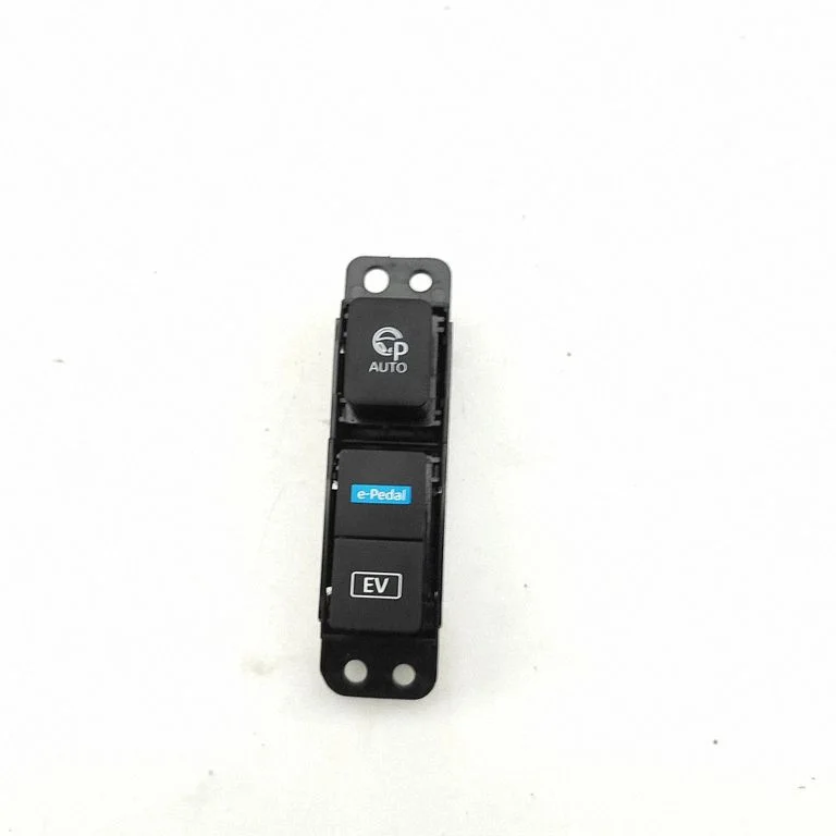 Slēdžu komplekts 252566UM0A