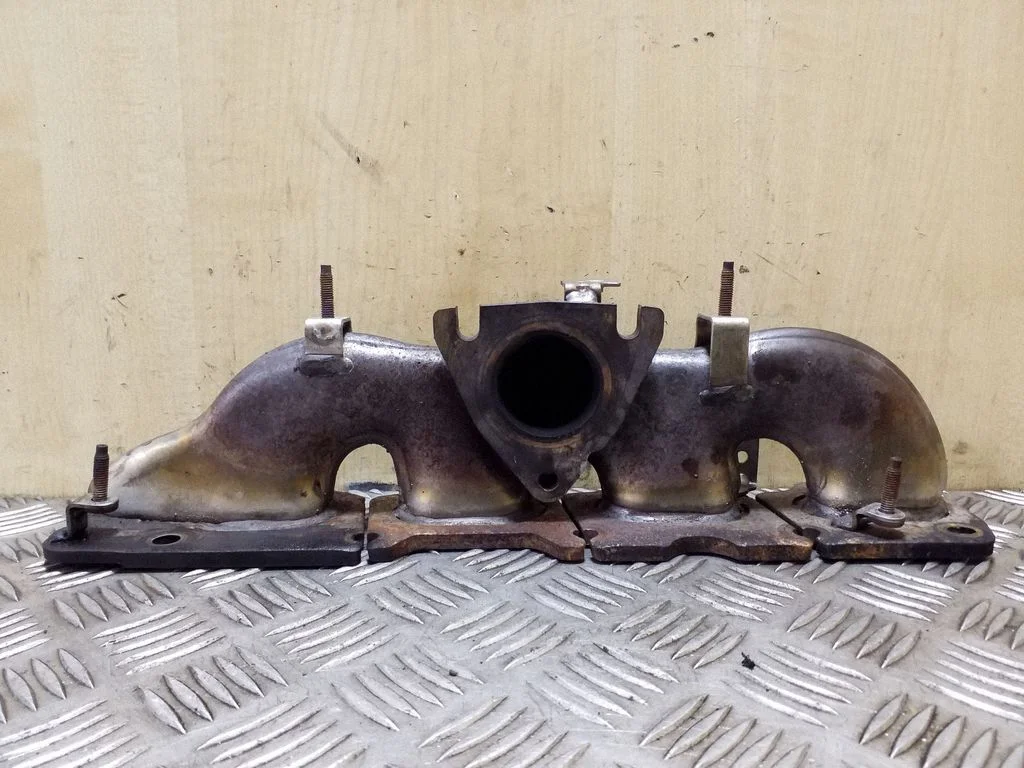 Exhaust manifold – Citroen C4 Grand Picasso (2007-2013)