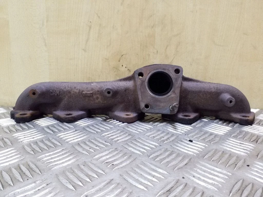 Exhaust manifold