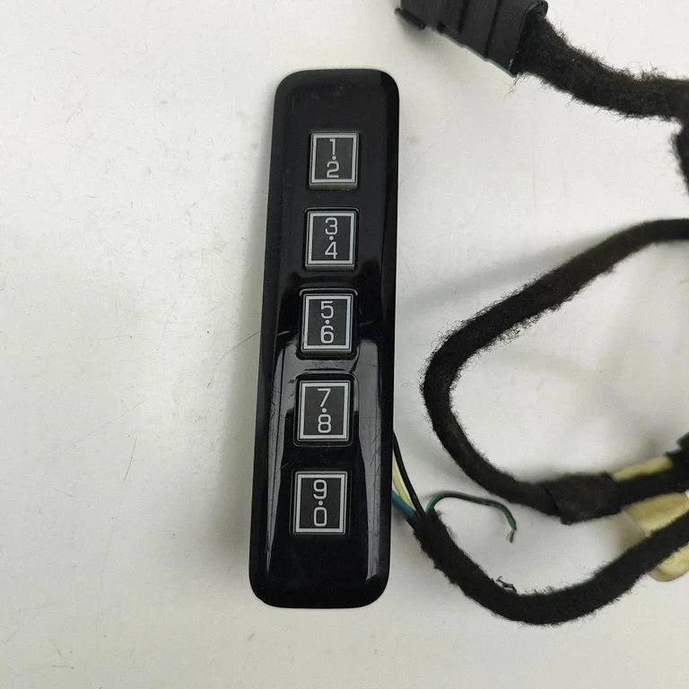 A set of switches FL3T14A626ANW