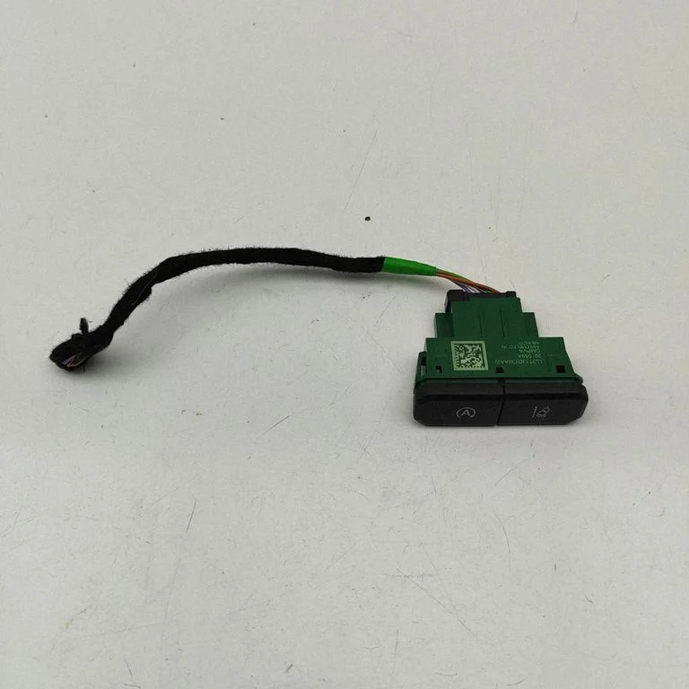 A set of switches LL3T13D734AAW