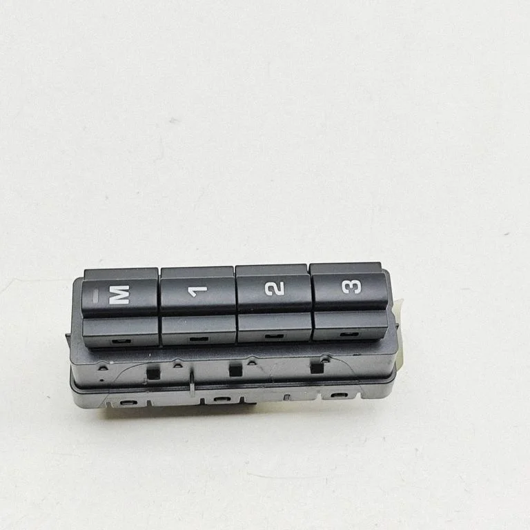 Lülitite komplekt K8D214776AB