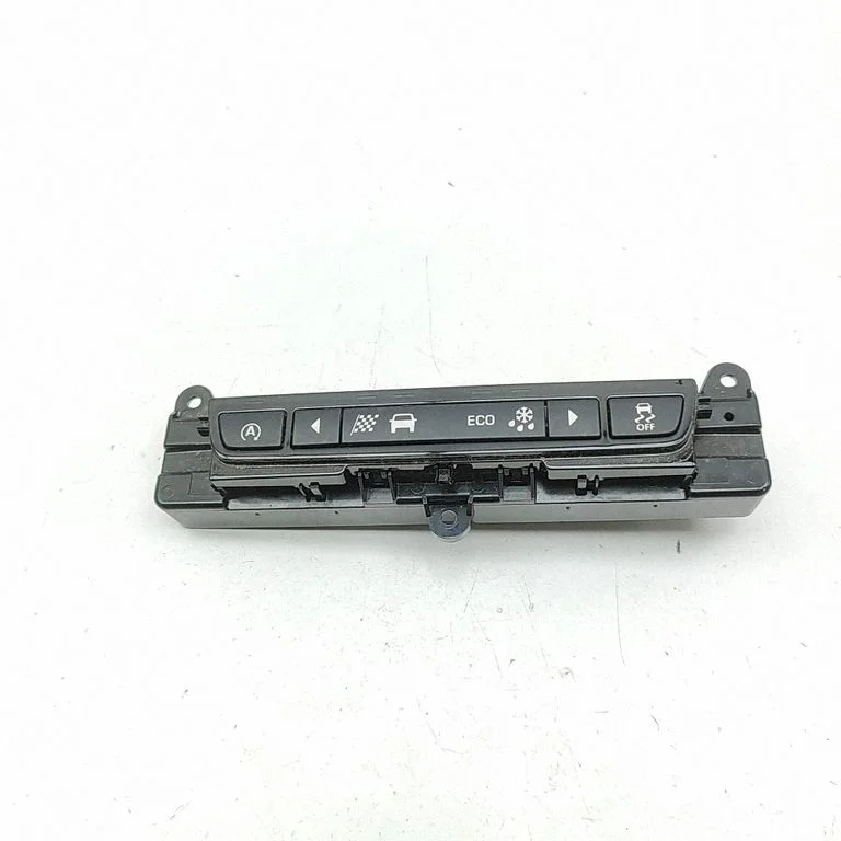 A set of switches – Jaguar XE (2015-)