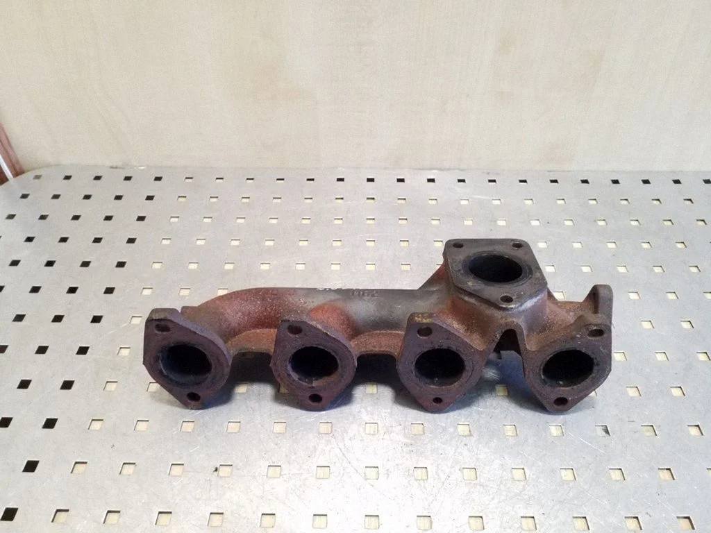 Exhaust manifold 7797389