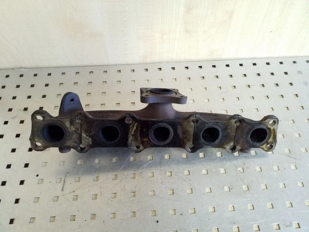 Exhaust manifold – Volvo XC60 (2009-2013)
