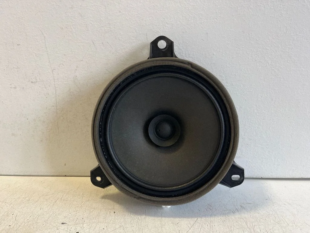 Rear door speaker 8616002B80