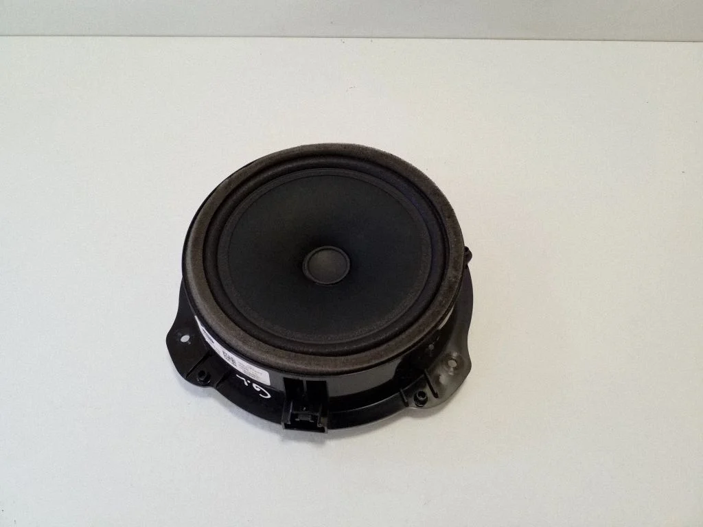 Rear door speaker K8D218808BB