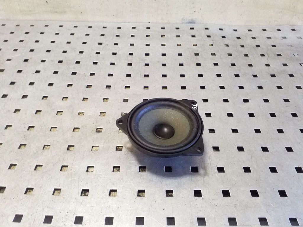 Rear door speaker – Mini Cooper Countryman R60 (2011-2016)